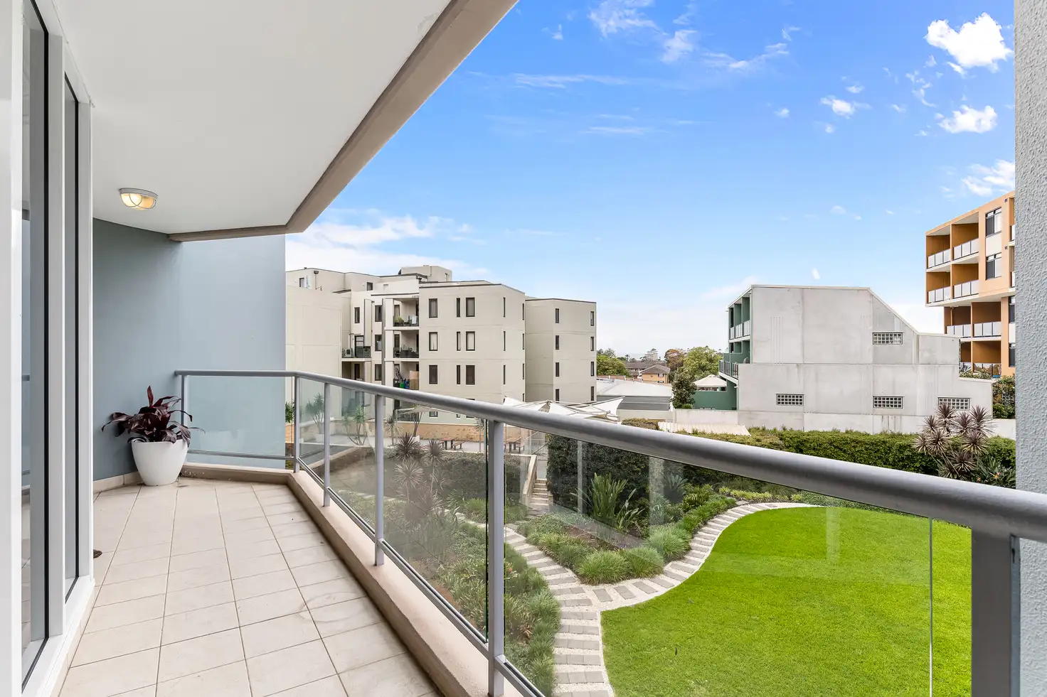 Main view of Homely unit listing, 312/910 Pittwater Road, Dee Why NSW 2099