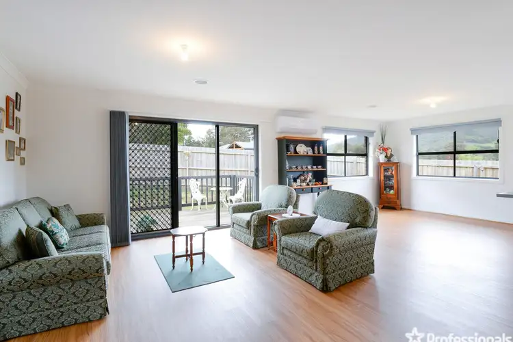 Sixth view of Homely house listing, 16 Waterhaven Place, Yarra Junction VIC 3797