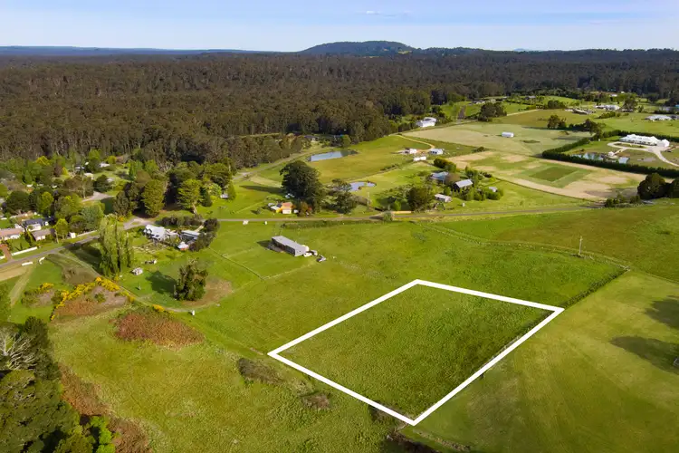 23 Sebago Street, Lyonville VIC 3461