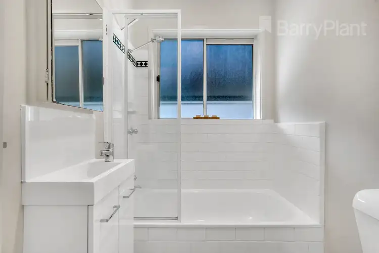 Fifth view of Homely unit listing, 4/2 Station Street, Reservoir VIC 3073