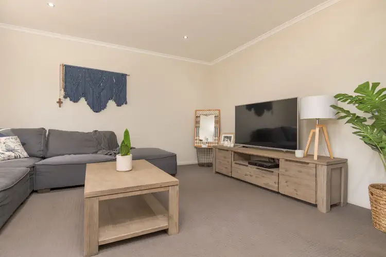 Fifth view of Homely house listing, 10 Flynn Drive, Mildura VIC 3500