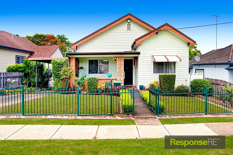 42 Moxhams Road, Northmead NSW 2152