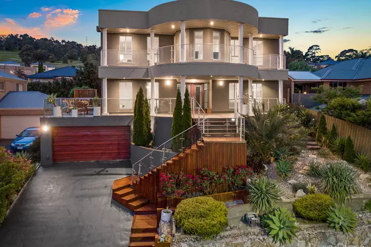 80 Montbrae Circuit, Narre Warren North VIC 3804