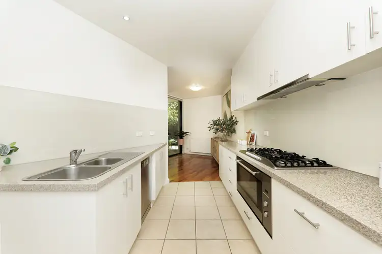 Fourth view of Homely townhouse listing, 2/48 Haughton Road, Oakleigh VIC 3166