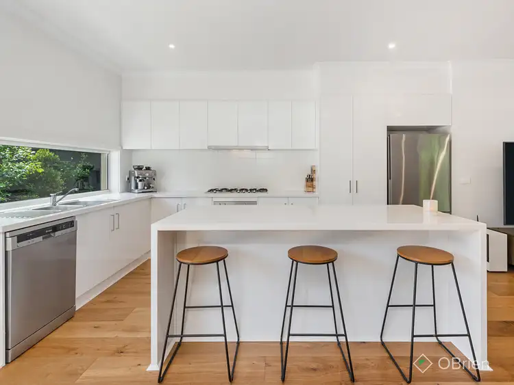 2/13 Northcote Street, Seaford VIC 3198