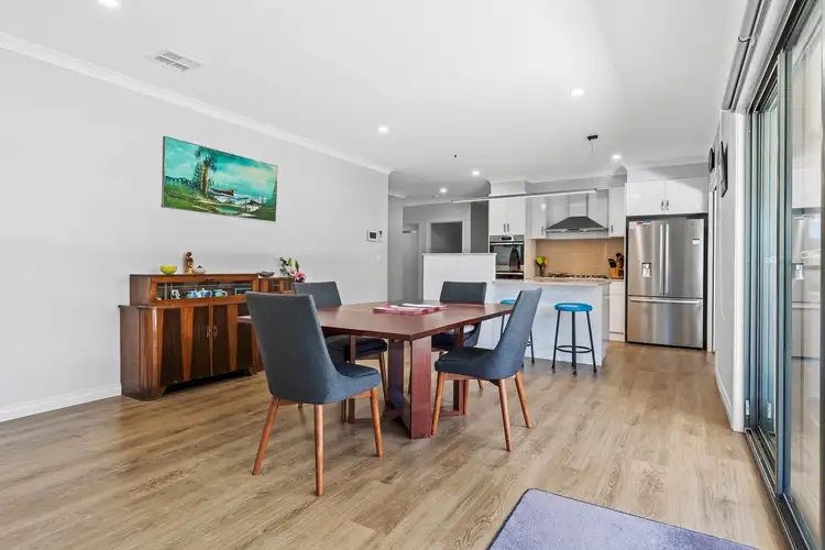 Sixth view of Homely house listing, 11 Scarlet Drive, Lake Gardens VIC 3355