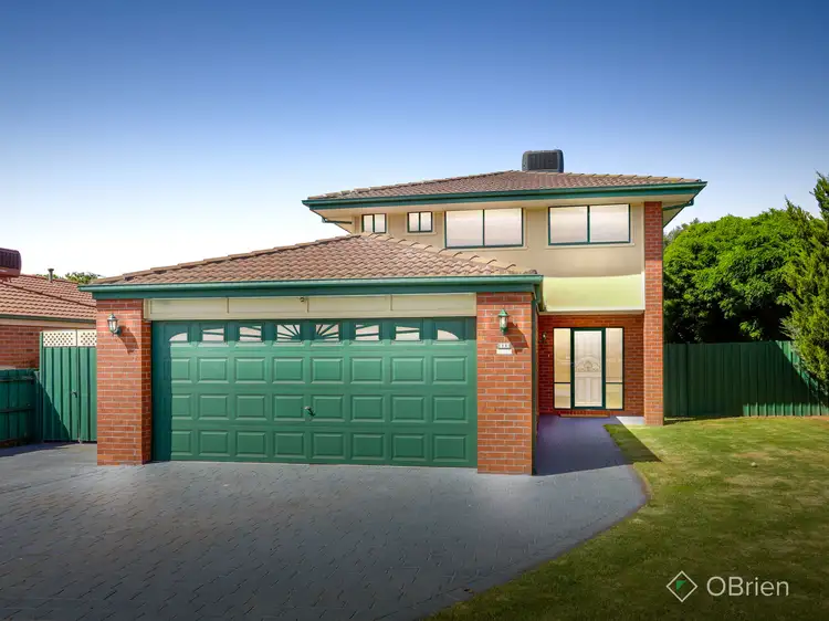4 Wareham Court, Hillside VIC 3037