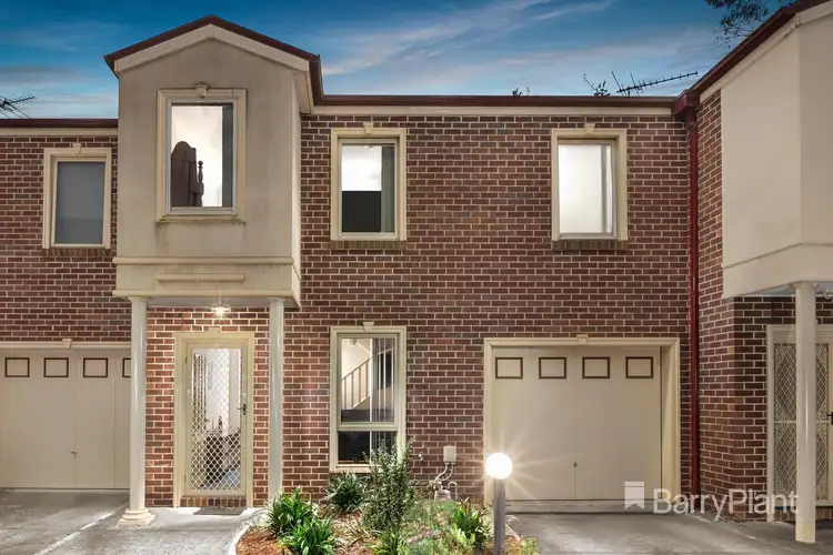 3/4 Rivergum Drive, Mill Park VIC 3082