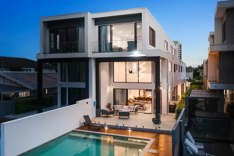 48a Paradise Island, Surfers Paradise QLD 4217