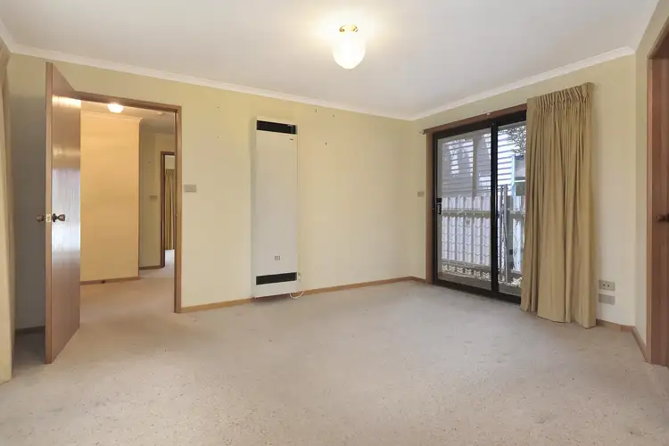 Fifth view of Homely unit listing, 2/11 Victoria Street, Maryborough VIC 3465