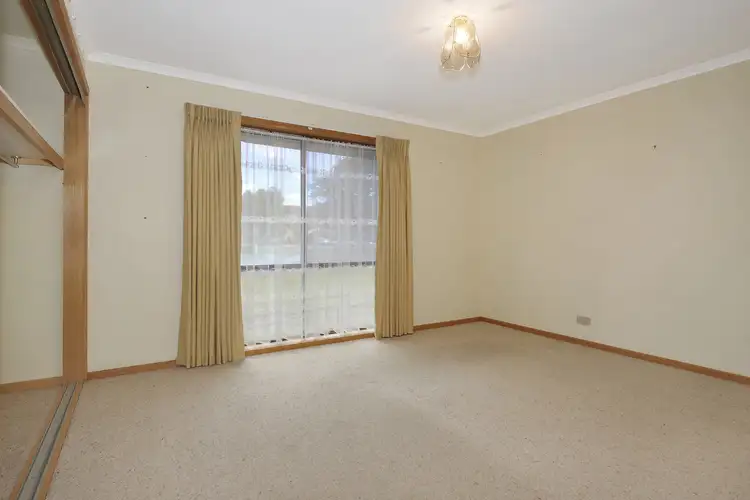 Sixth view of Homely unit listing, 2/11 Victoria Street, Maryborough VIC 3465