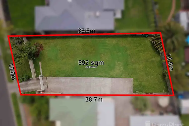 24 Summit Avenue, Oak Park VIC 3046