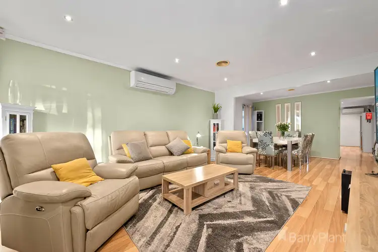 Fifth view of Homely house listing, 11 Stringy Bark Circuit, Pakenham VIC 3810