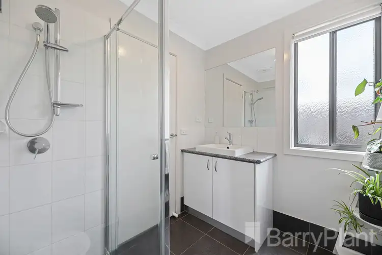 Sixth view of Homely house listing, 7 Bateson Court, Drouin VIC 3818