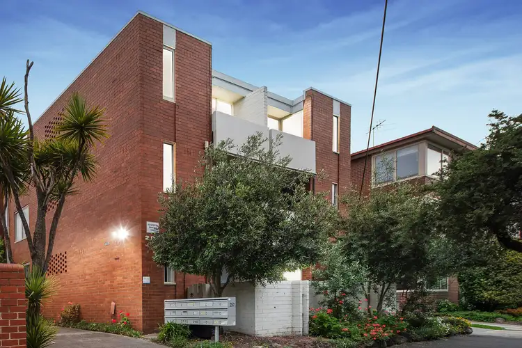 14/207 Canterbury Road, St Kilda West VIC 3182