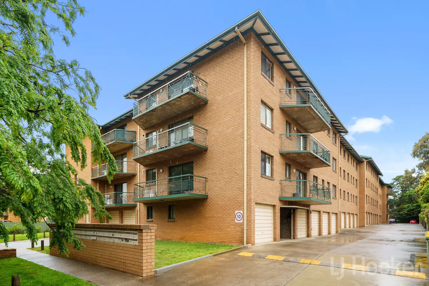 Main view of Homely unit listing, 4/13-15 Mowatt Street, Queanbeyan NSW 2620
