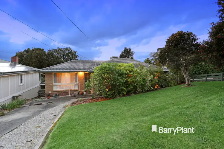 8 Barrett Street, Upper Ferntree Gully VIC 3156
