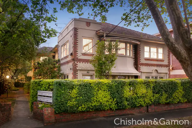 2/11 Dickens Street, Elwood VIC 3184