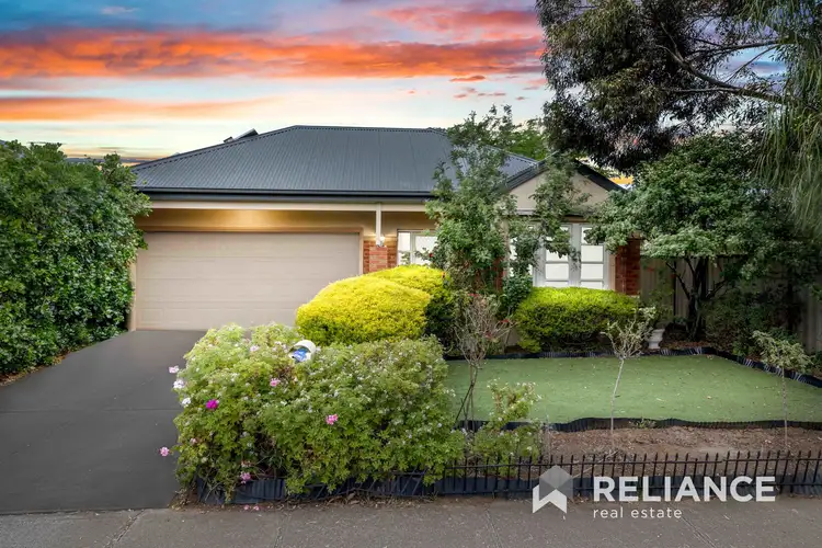 49 Hollington Crescent, Point Cook VIC 3030