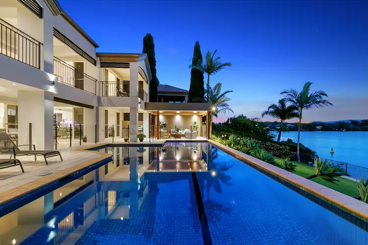 3125 Riverleigh Drive, Hope Island QLD 4212