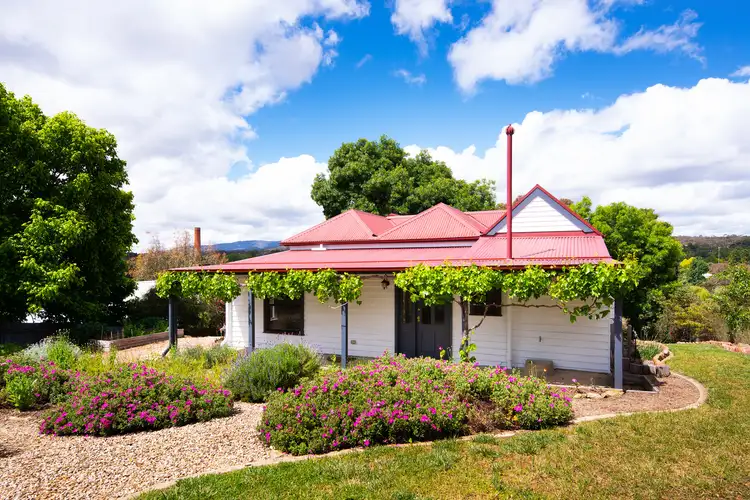 74 Bowden Street, Castlemaine VIC 3450