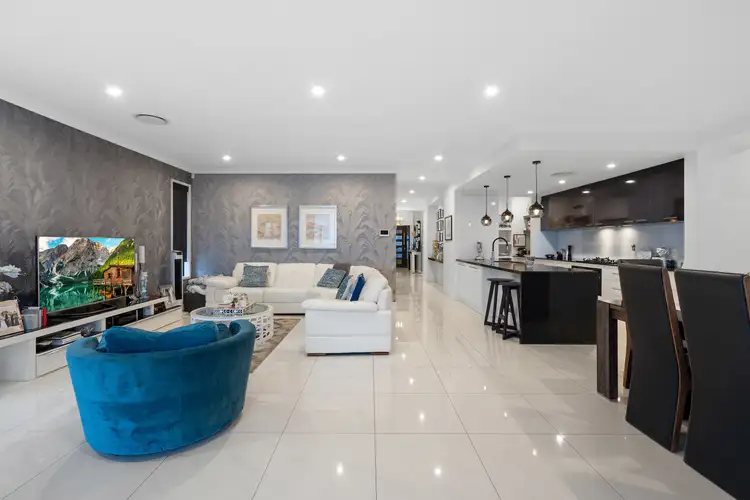 Fifth view of Homely house listing, 16 Southview Crescent, Carindale QLD 4152