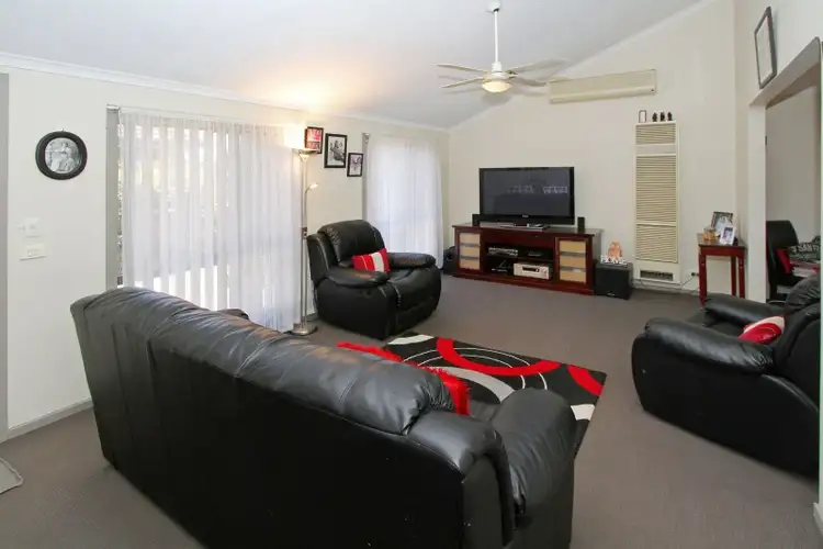 Fourth view of Homely unit listing, 2/141 Centenary Drive, Mill Park VIC 3082