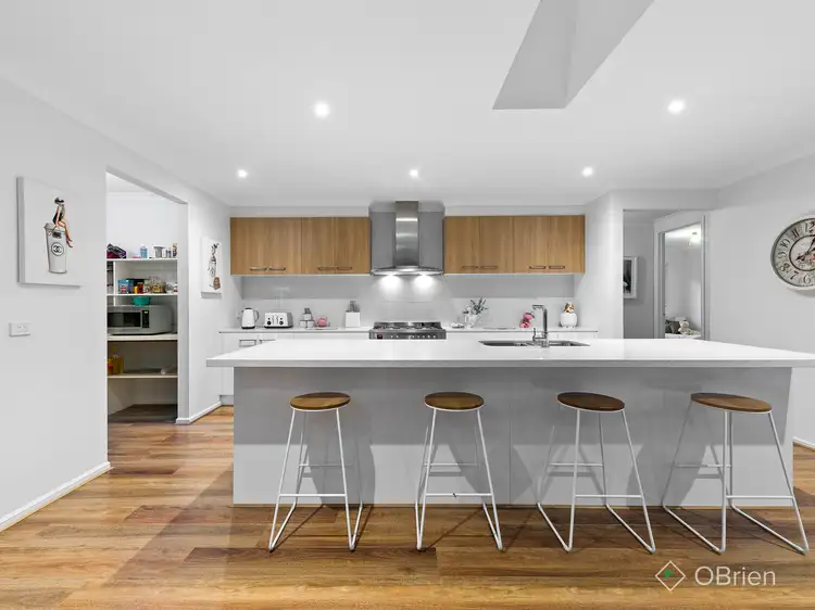 Second view of Homely house listing, 11 Petworth Rise, Officer VIC 3809