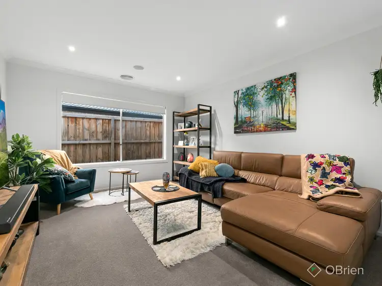 Fifth view of Homely house listing, 11 Petworth Rise, Officer VIC 3809