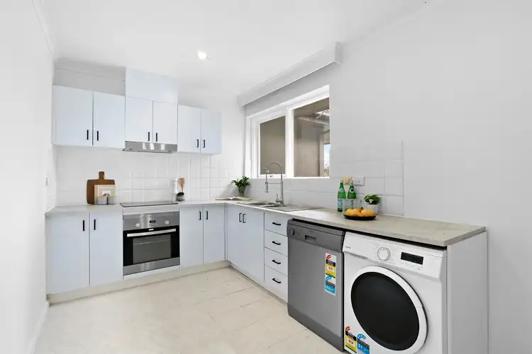 Fourth view of Homely apartment listing, 4/5 Weymar Street, Cheltenham VIC 3192