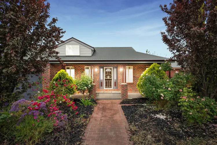 8 Brett Court, Sunbury VIC 3429