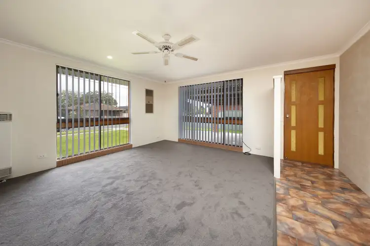 Second view of Homely house listing, 2 Jade Court, Wodonga VIC 3690