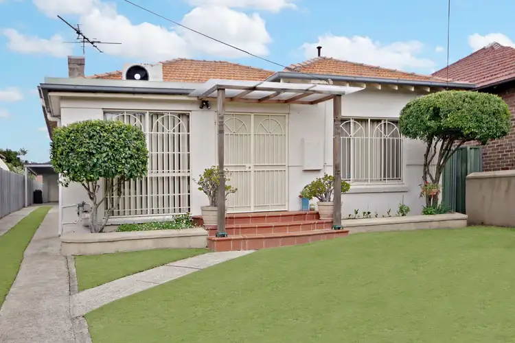 48 Yangoora Road, Belmore NSW 2192