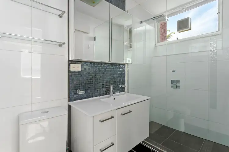 Fifth view of Homely apartment listing, 5/4 Normanby Street, Windsor VIC 3181