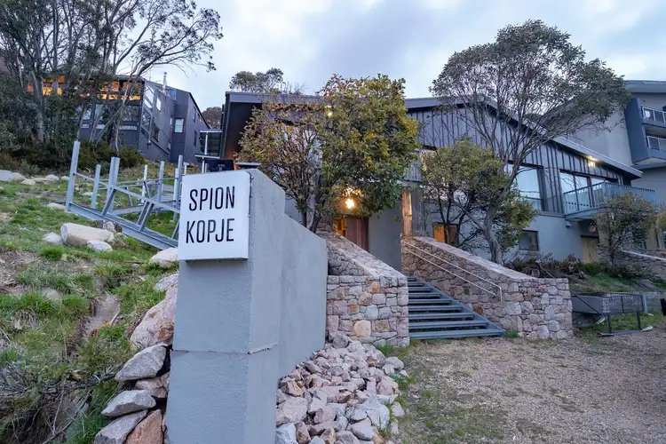 1/13 Sitzmark Street, Falls Creek VIC 3699