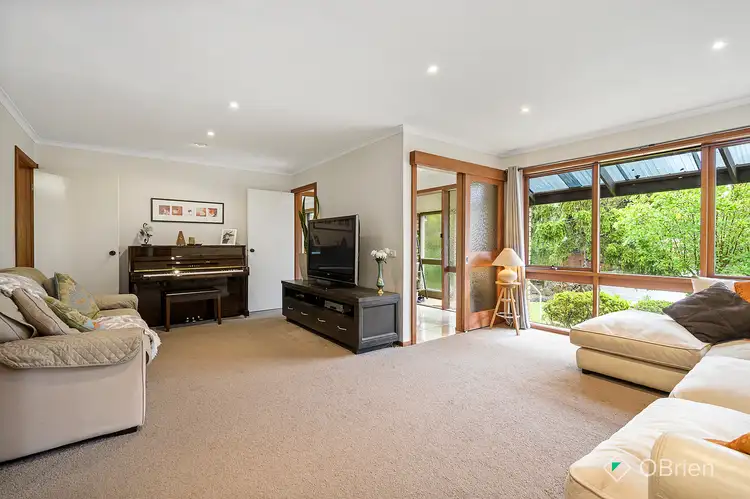 Second view of Homely house listing, 5 Shrewsbury Court, Frankston VIC 3199