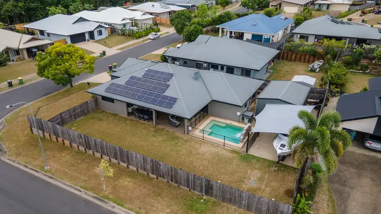 1 Laidley Close, Bentley Park QLD 4869