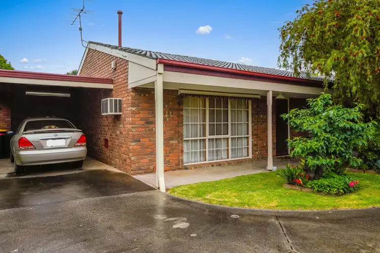 2/14 Simpson Street, Bacchus Marsh VIC 3340