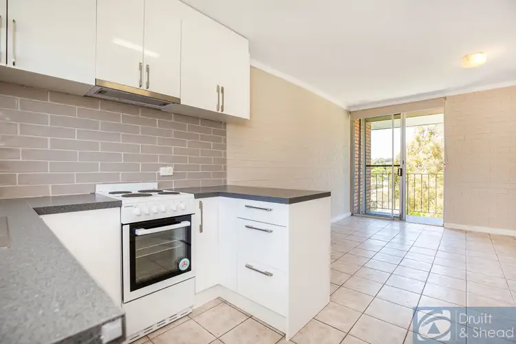 13/2 Coral Street, Scarborough WA 6019
