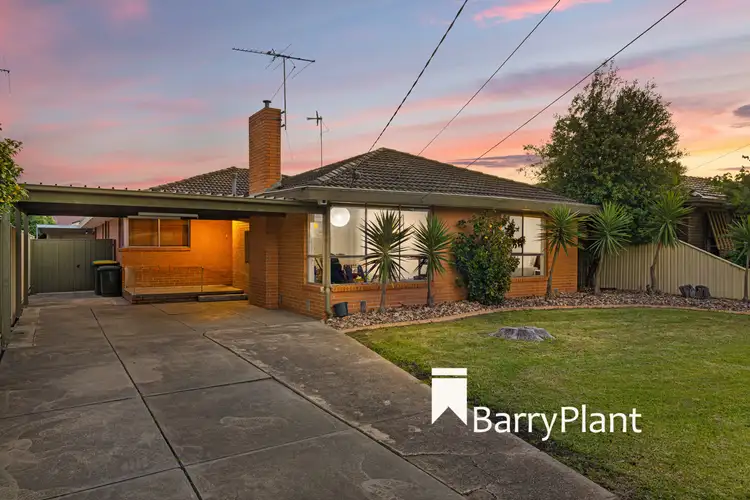27 Helen Street, St Albans VIC 3021