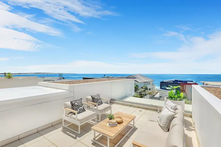 9/107 Ocean Parade, Blue Bay NSW 2261