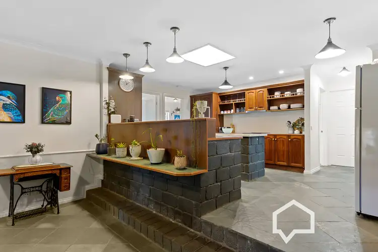 Fifth view of Homely house listing, 1 Graham Close, Flora Hill VIC 3550