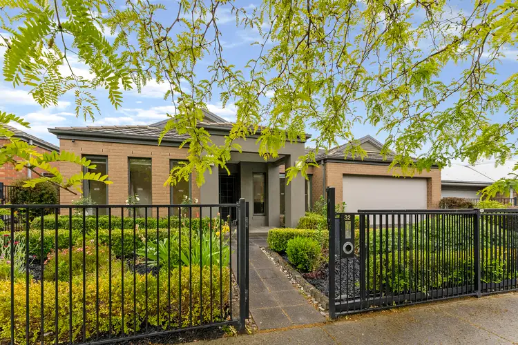 32 Avoca Avenue, Mernda VIC 3754