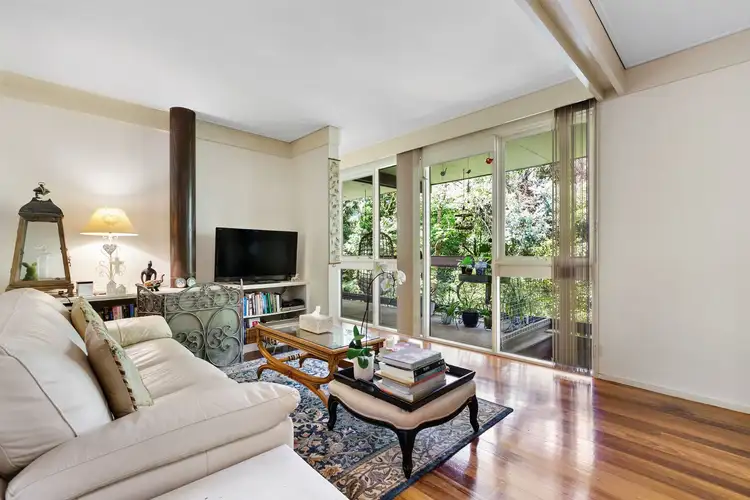 Fifth view of Homely house listing, 18 The Ridge, Glen Waverley VIC 3150