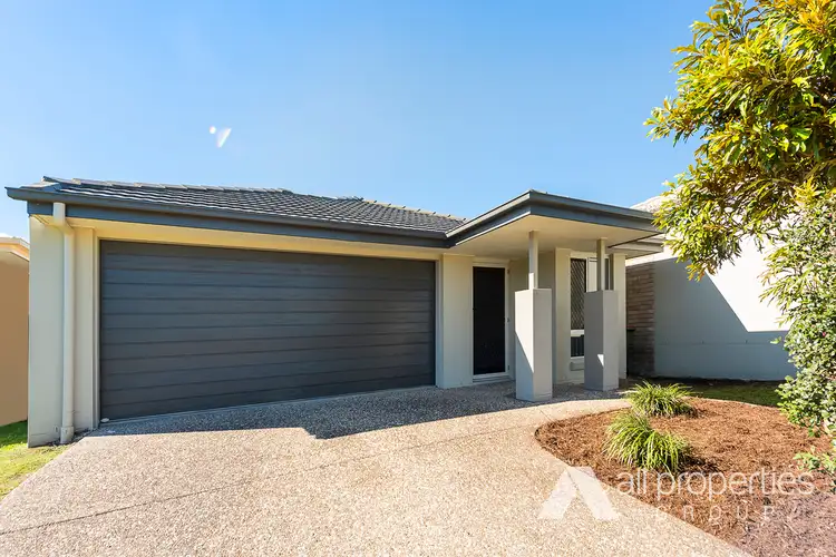 8 Tanzanite Avenue, Logan Reserve QLD 4133