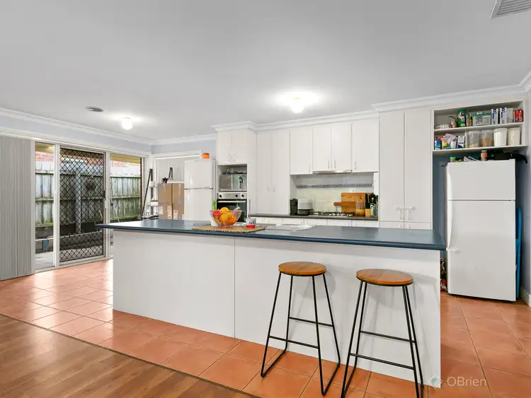 Second view of Homely house listing, 18 Seattle Square, Narre Warren VIC 3805