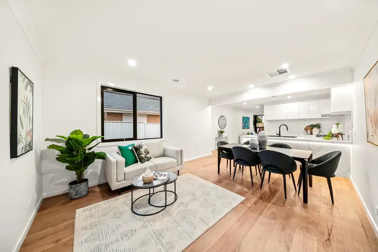 16 The Fairway, Kingsbury VIC 3083