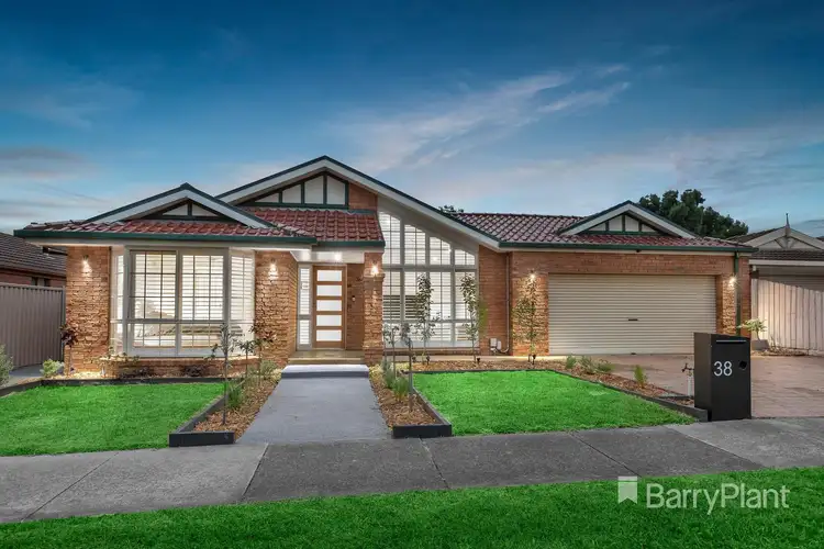 38 Allwyn Crescent, Mill Park VIC 3082