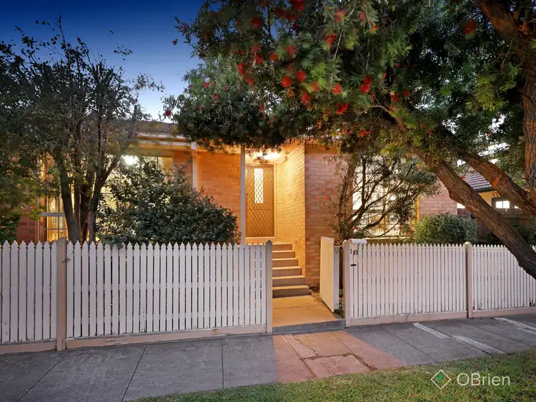 1B Lehem Ave, Oakleigh South VIC 3167