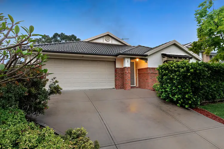 1 Sadlier Close, Warners Bay NSW 2282